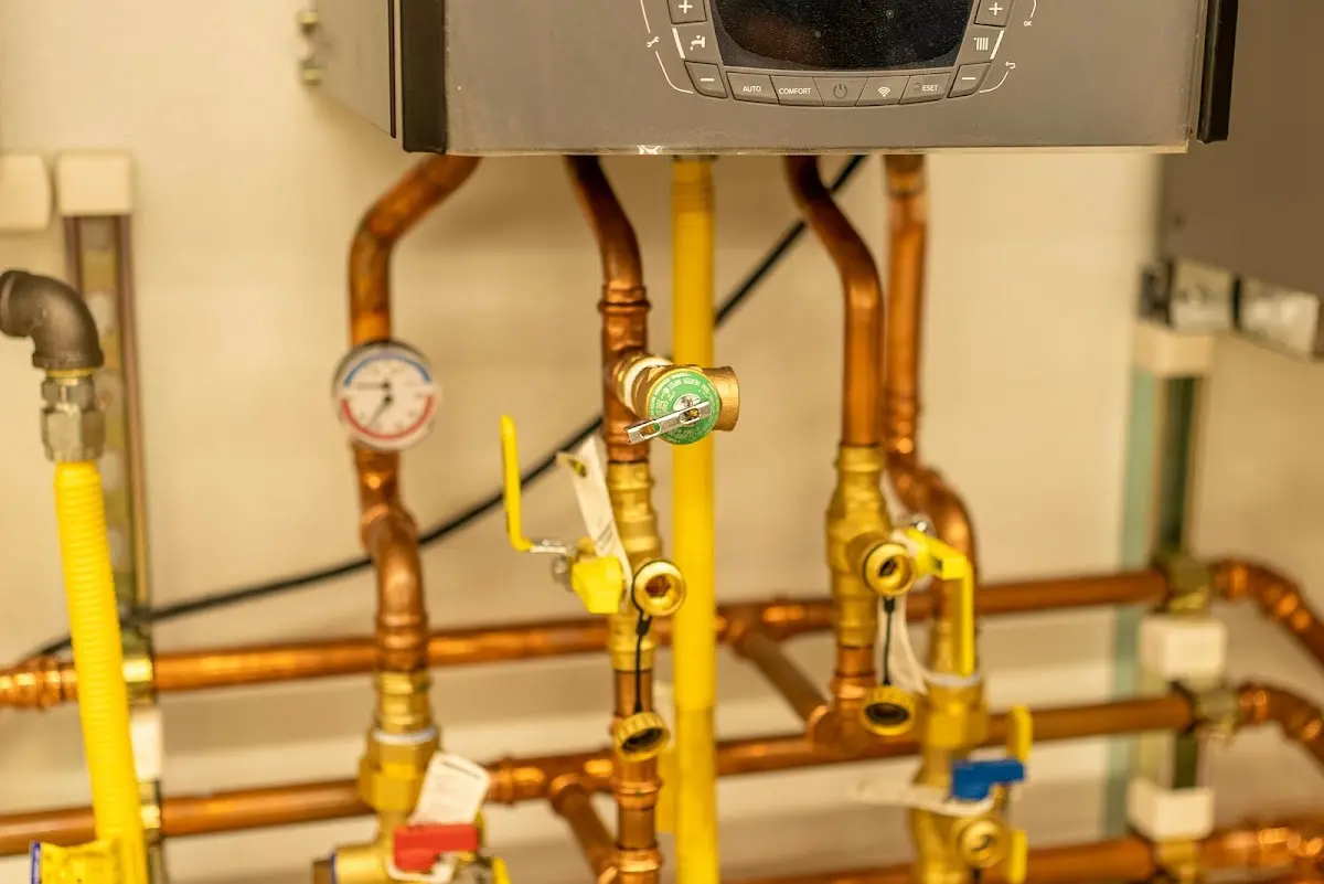 Licensed technician providing Pipe Repair for a homeowner in El Cajon